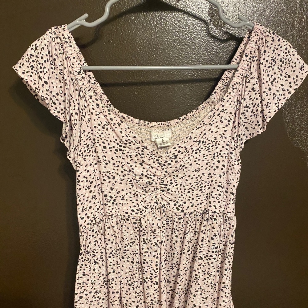 Ruched Flowey leopard spotted shirt